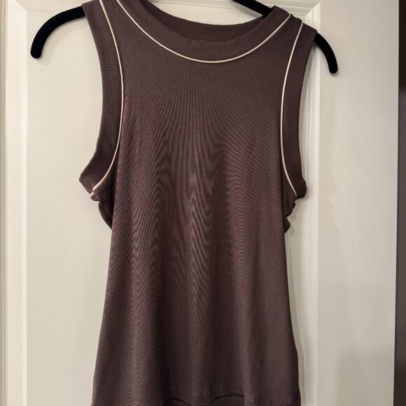 Tahari brown tank top-never worn! - Picture 2 of 2